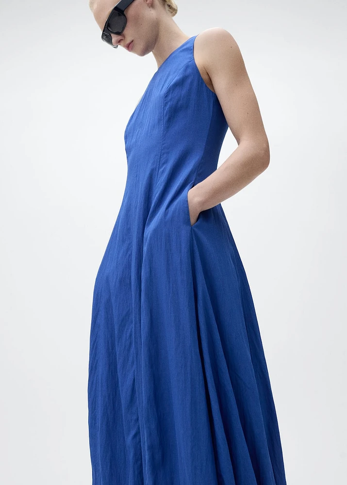 Midi-dress with puffed hem