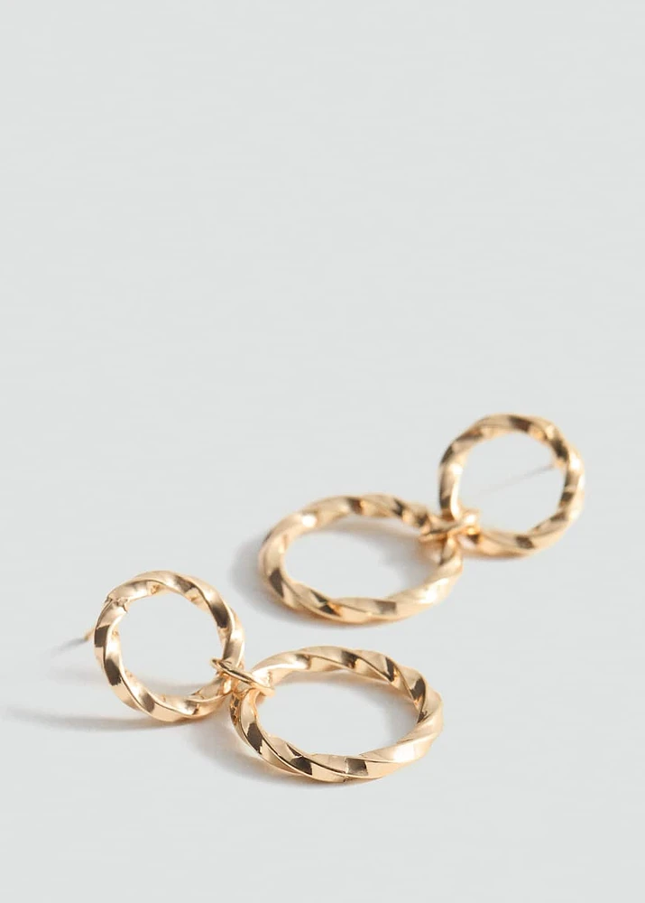 Intertwined hoop earrings