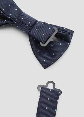 Polka-dots bow tie