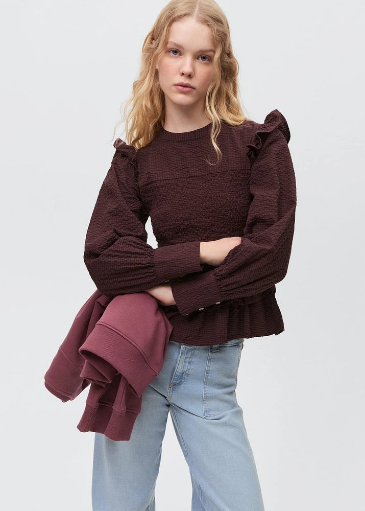 Ruched blouse with ruffles