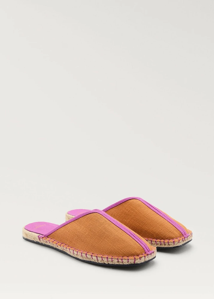 Two-tone sneakers with spade detail