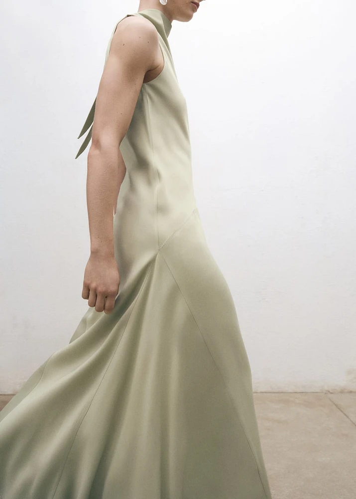 Satin dress with back opening