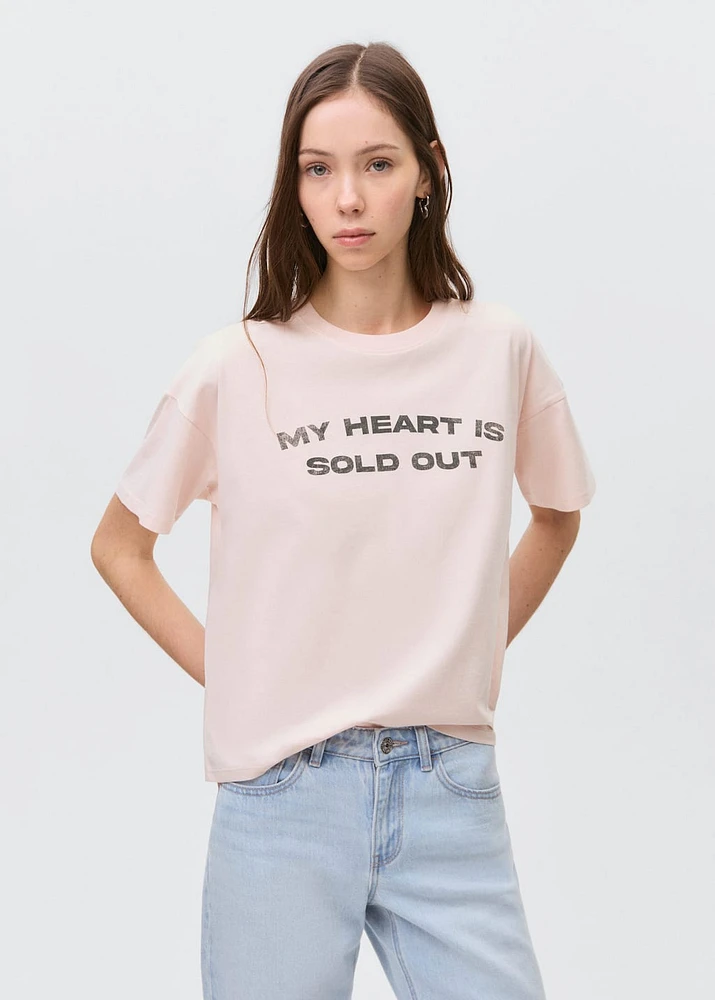 Short-sleeved t-shirt with message