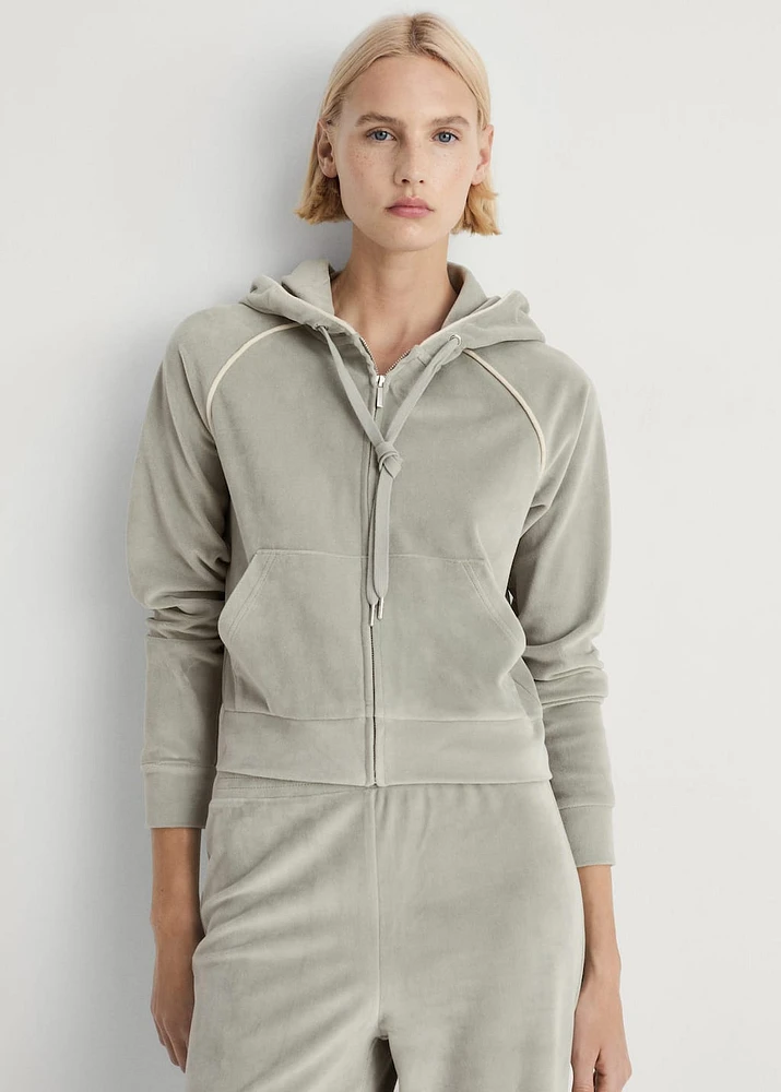 Velour sweatshirt with soft touch