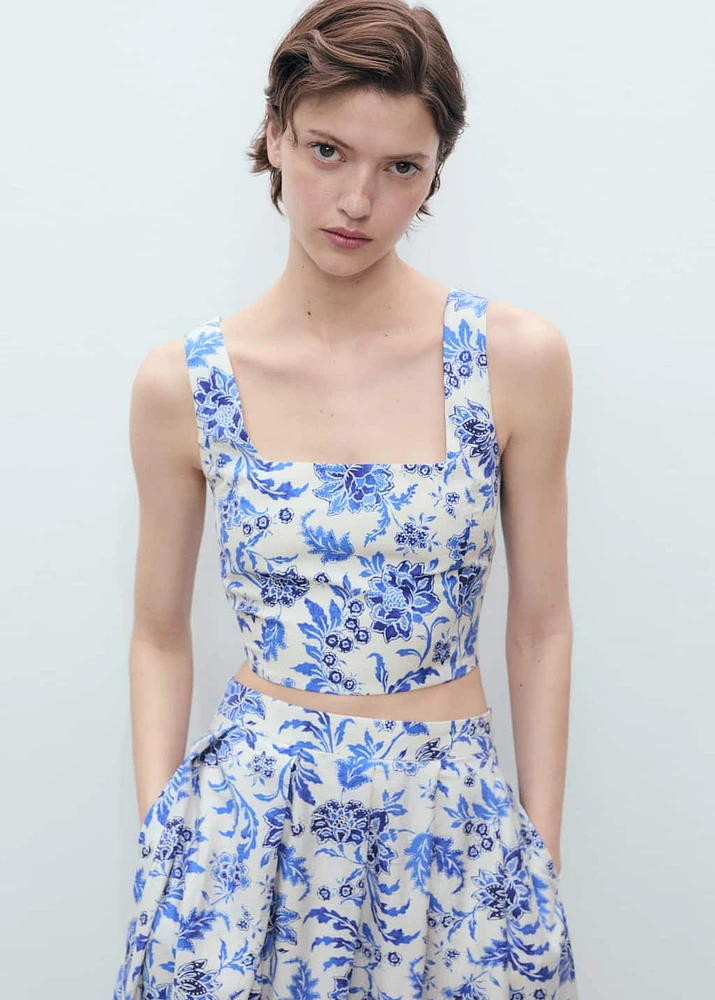 Floral crop top with low neckline