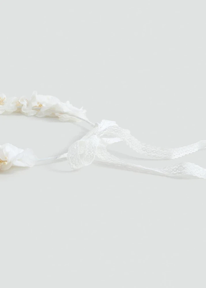 Tie closure flower hairband