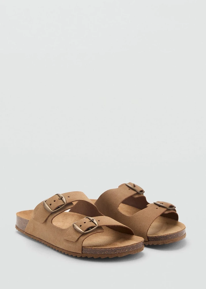 Buckle leather sandals