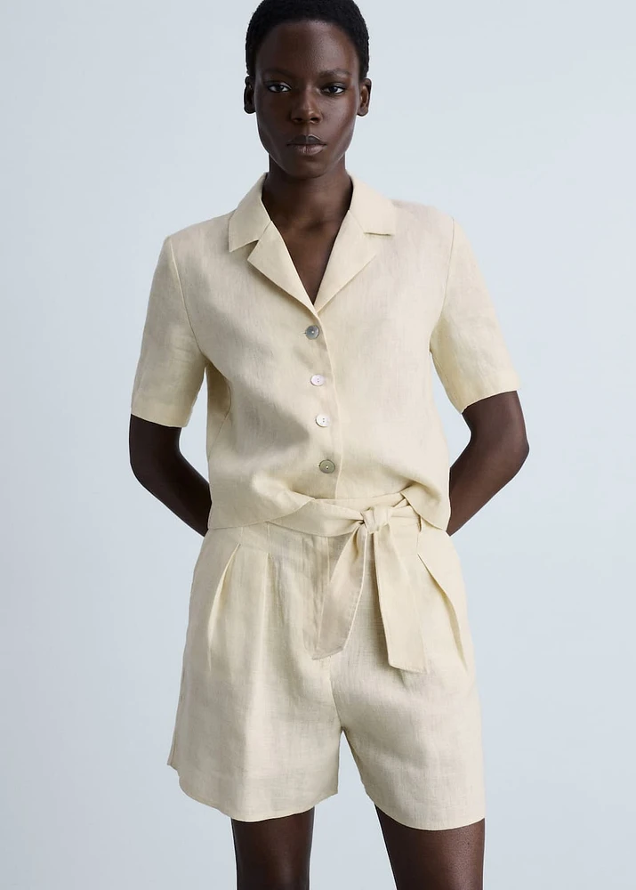Linen shorts with belt