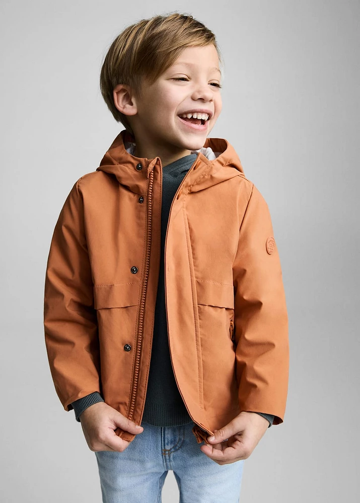 Hooded water-repellent parka