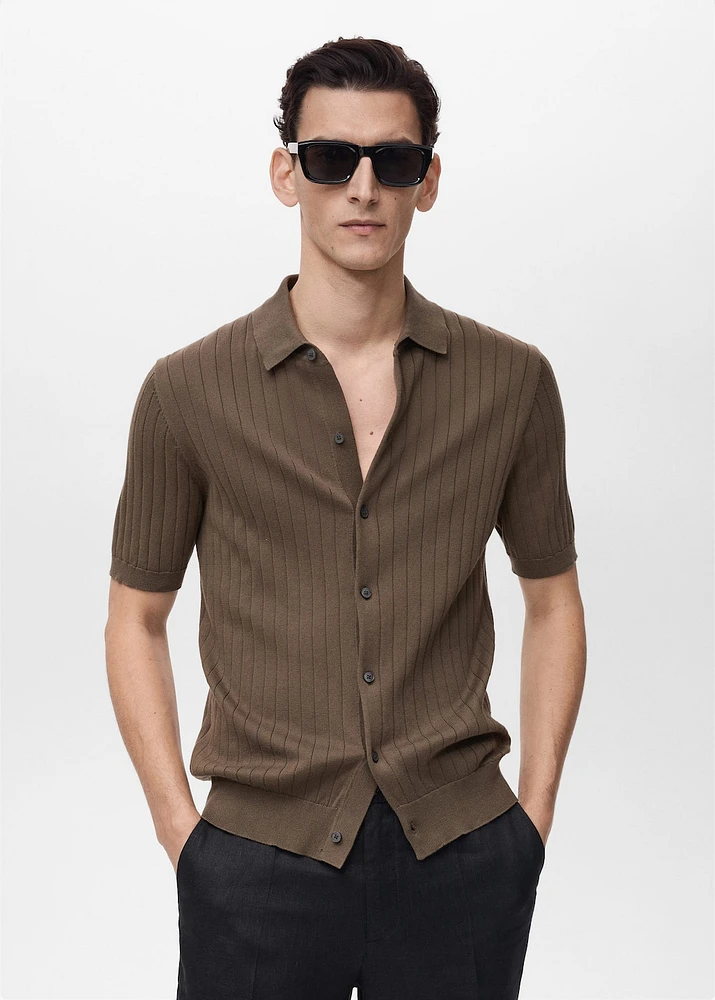 Fine rib-knit shirt