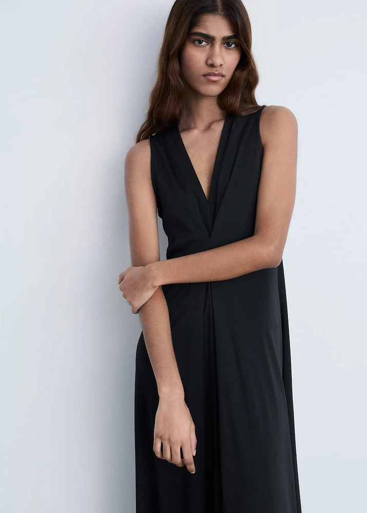 V-neck knitted dress