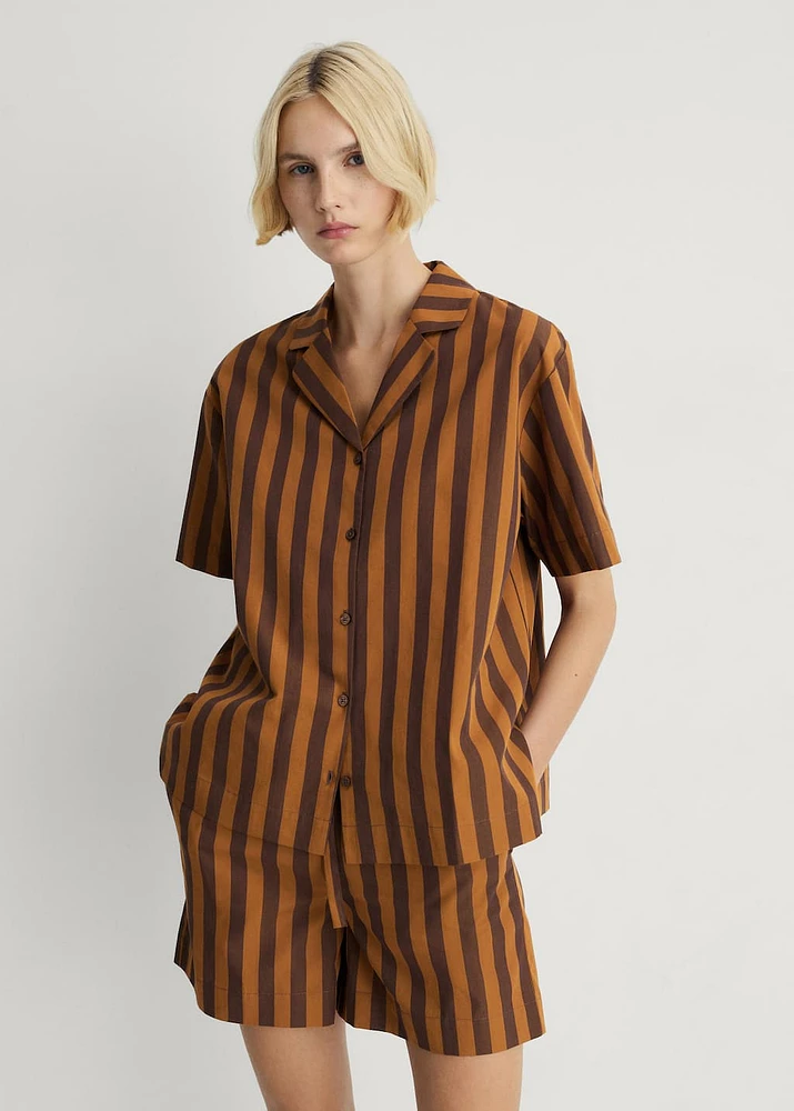 Two-tone woven striped short shirt