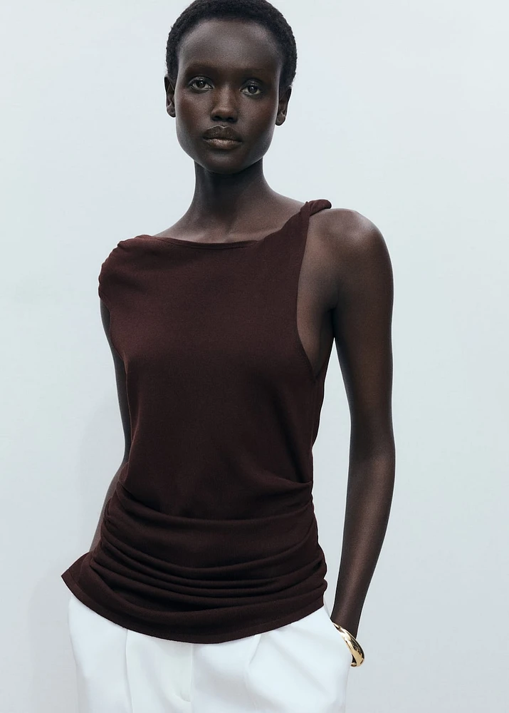Asymmetrical fine-knit top