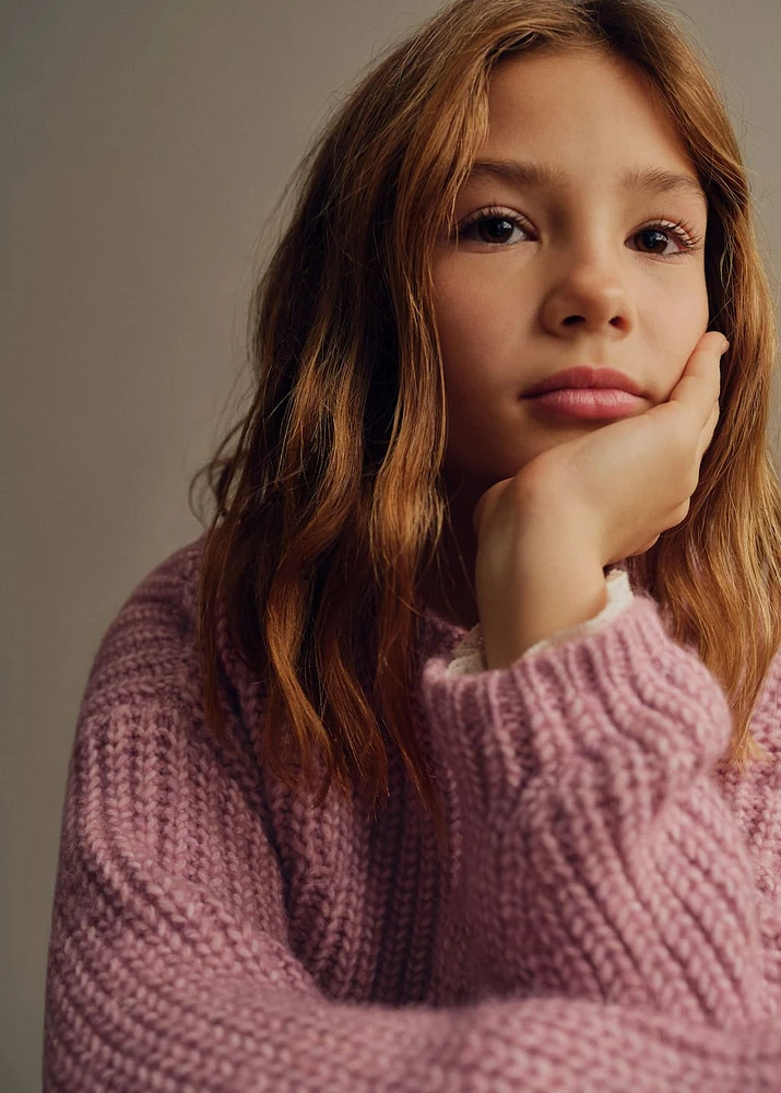 Chunky-knit sweater