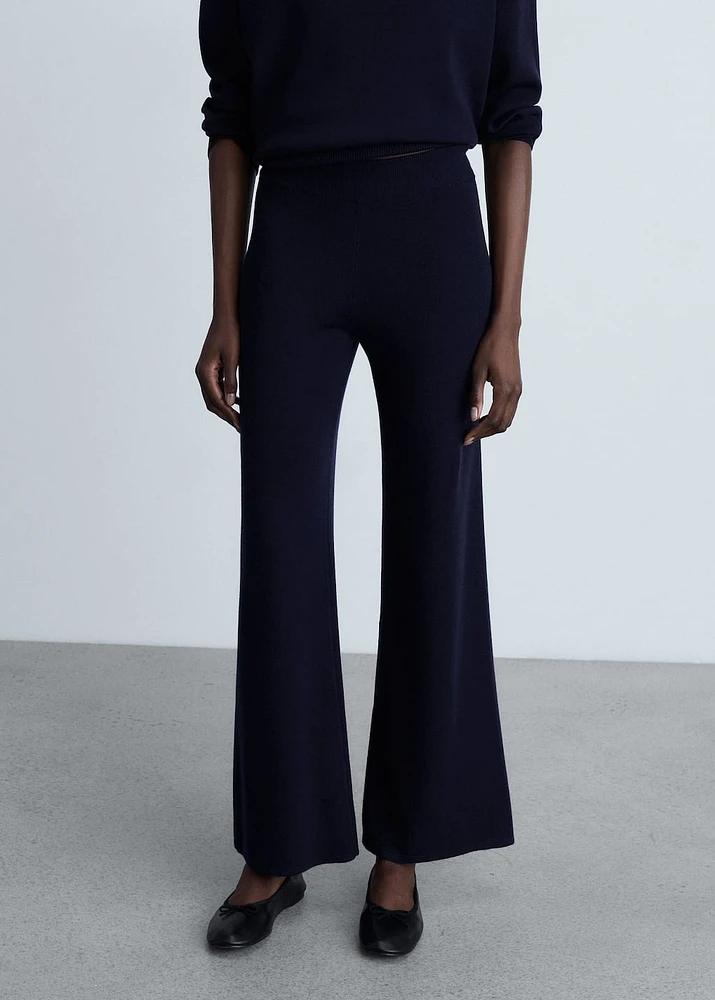 Straight knitted pants