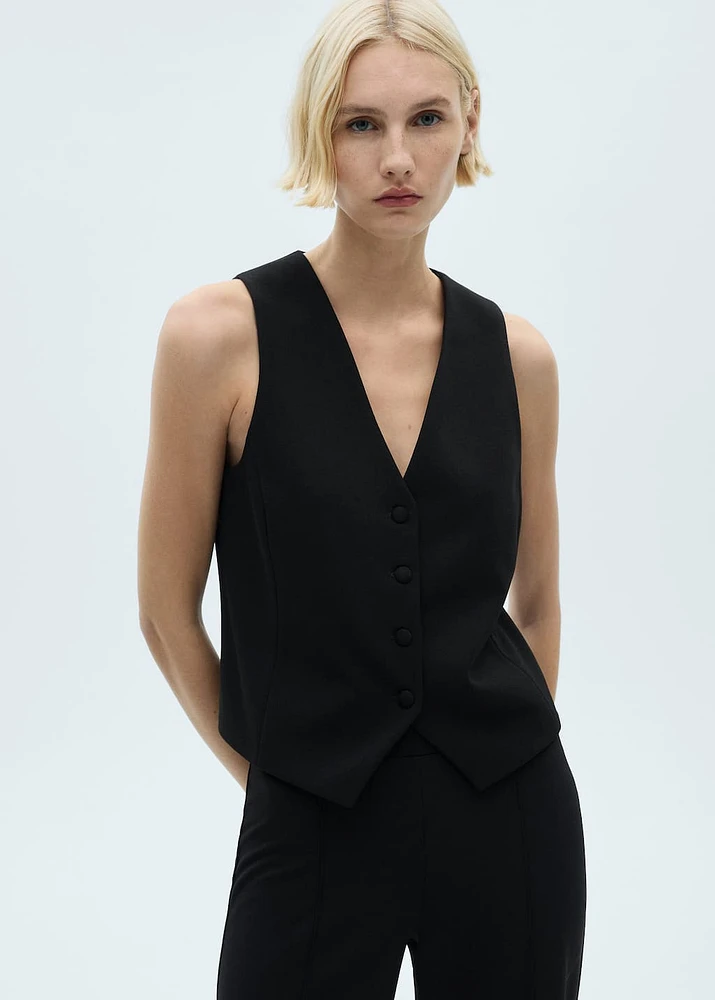 Suit vest with buttons