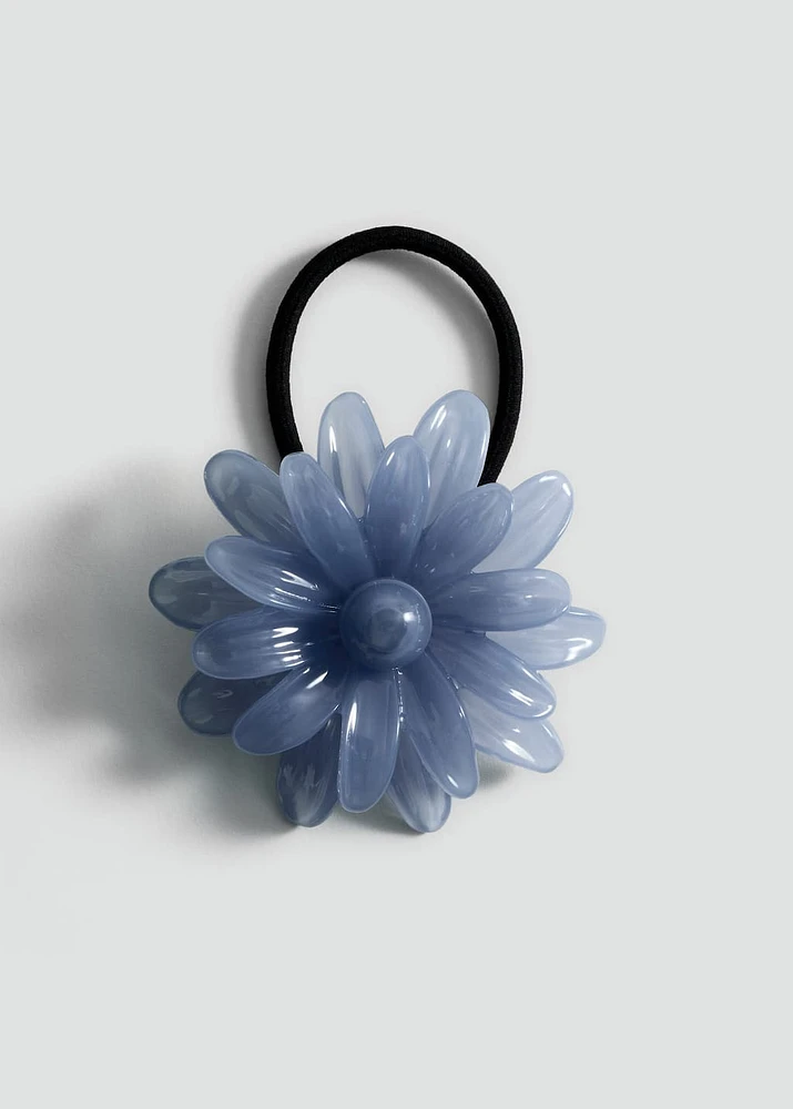 Rubber band with flower detail