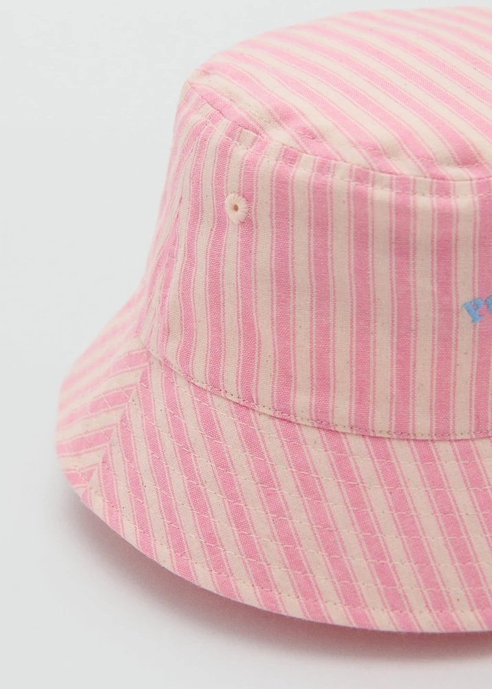 Bucket hat