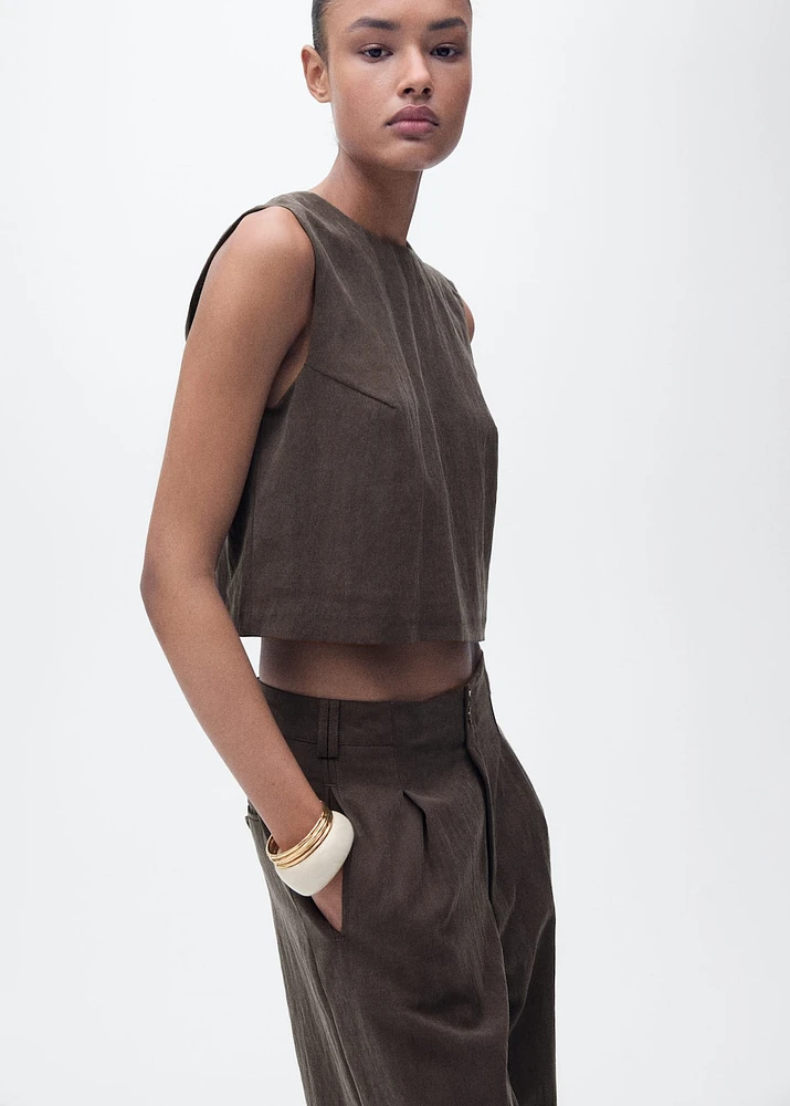 Lyocell top with buttons on the back