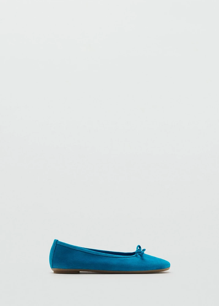 Bow suede ballerina