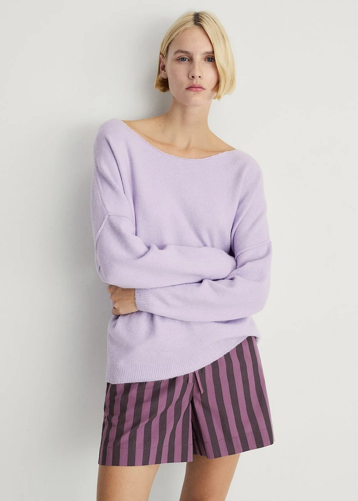 Oversize knit sweater