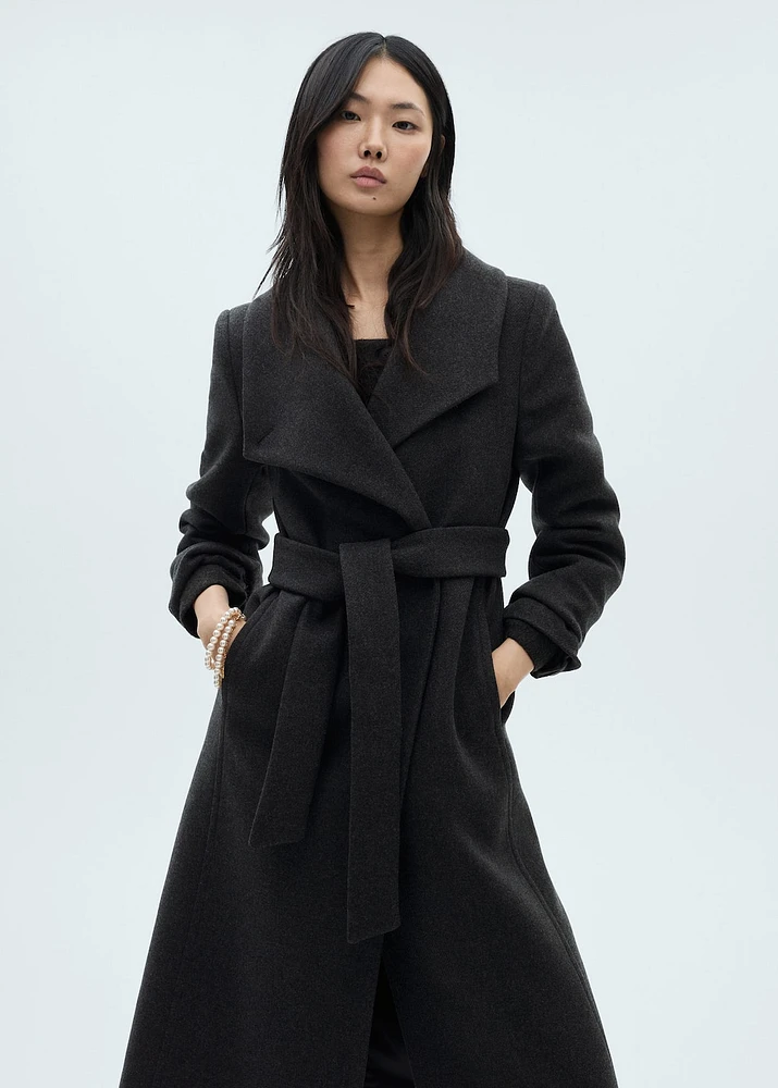 Woollen coat with belt