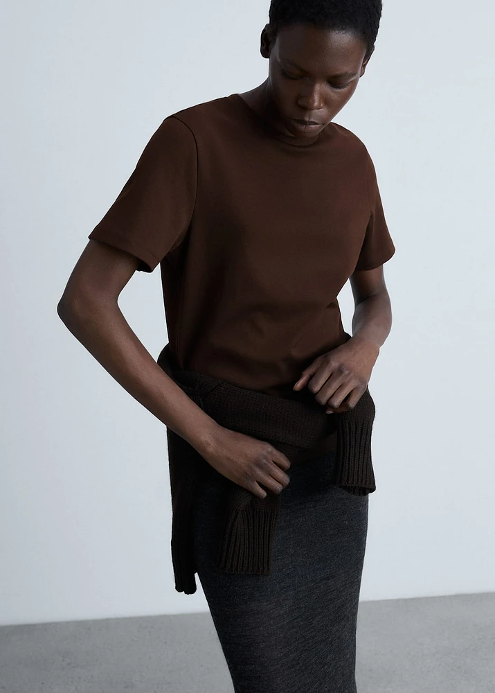 Short-sleeved cotton t-shirt
