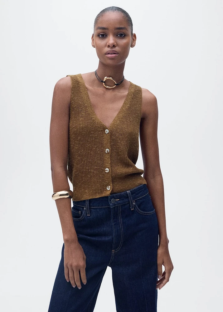 Chunky-knit vest with buttons