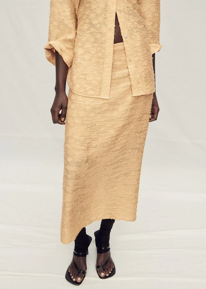 Textured straight skirt
