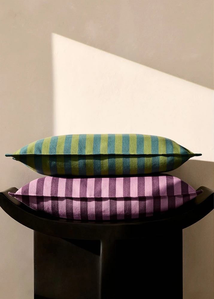 Cotton cushion cover with woven stripe 30x50cm
