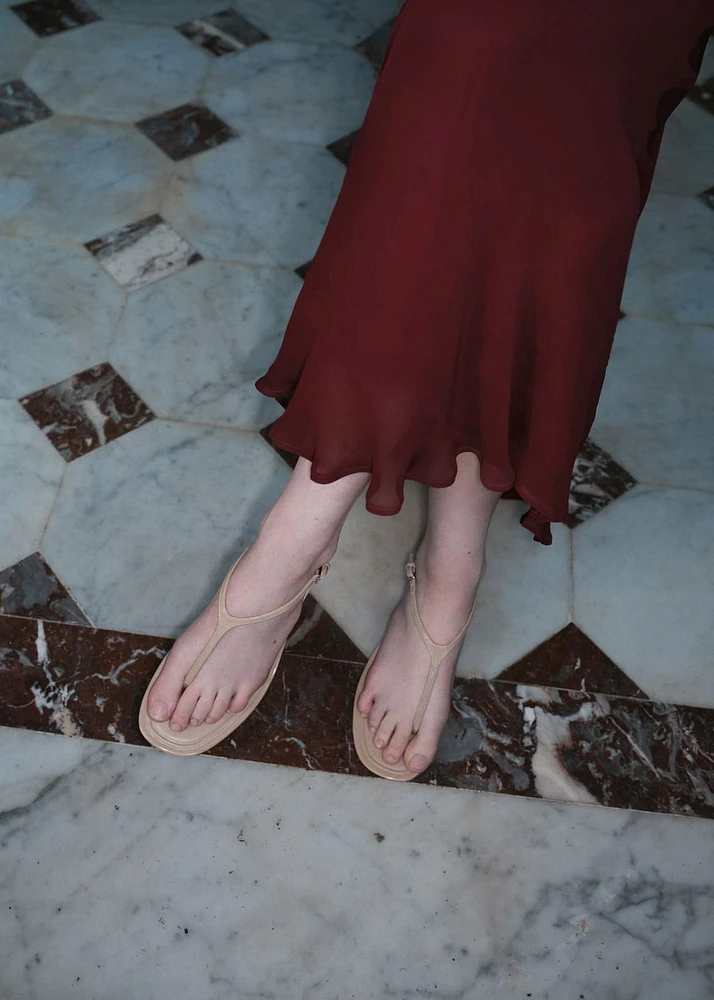 Kitten-heel sandals with strap