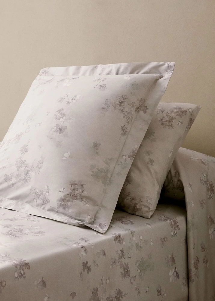 Two cotton percale romantic floral-print pillowcases 50x75 cm