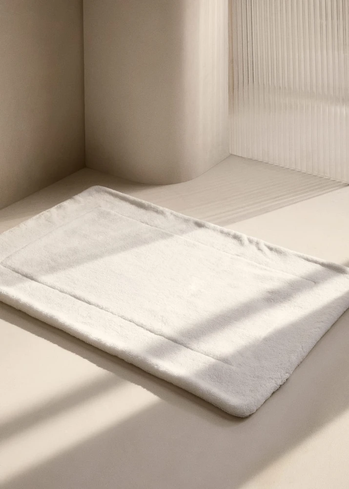 Extra-soft cotton bath mat