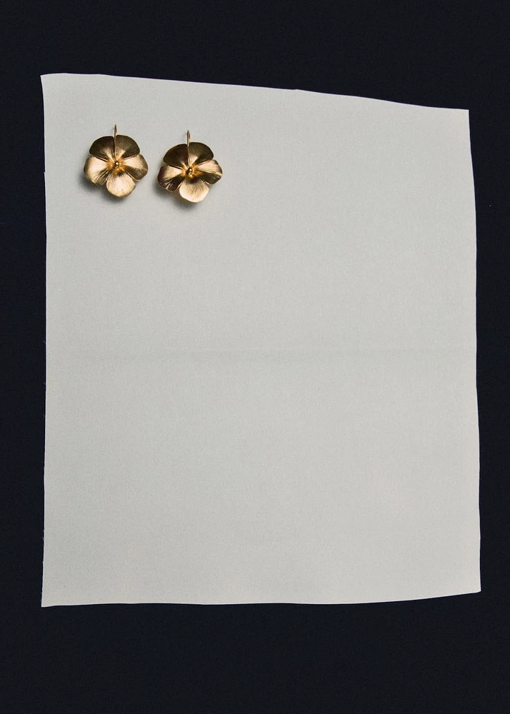 Flower-design earrings