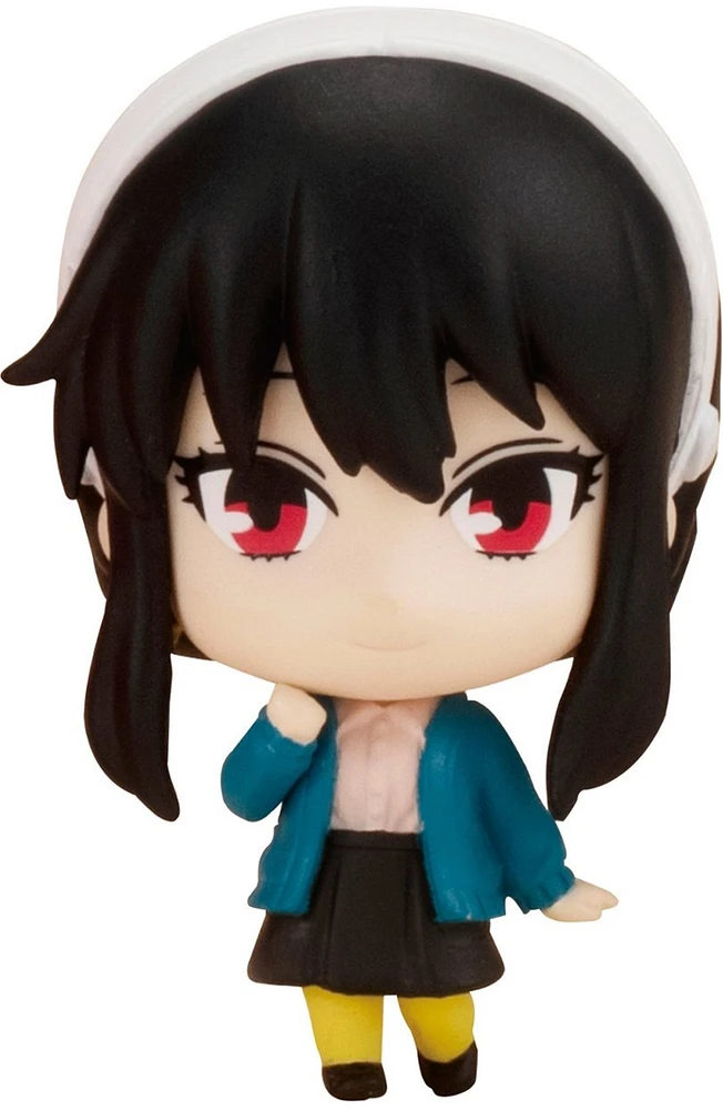 Spy Family Gashapon Blind Figures – One Variation Chosen at Random