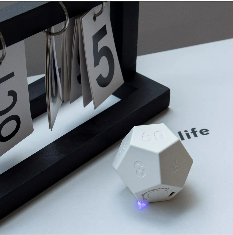 Biogenik Countdown Dodecahedron Timer (D-12) – One Variation Chosen at Random