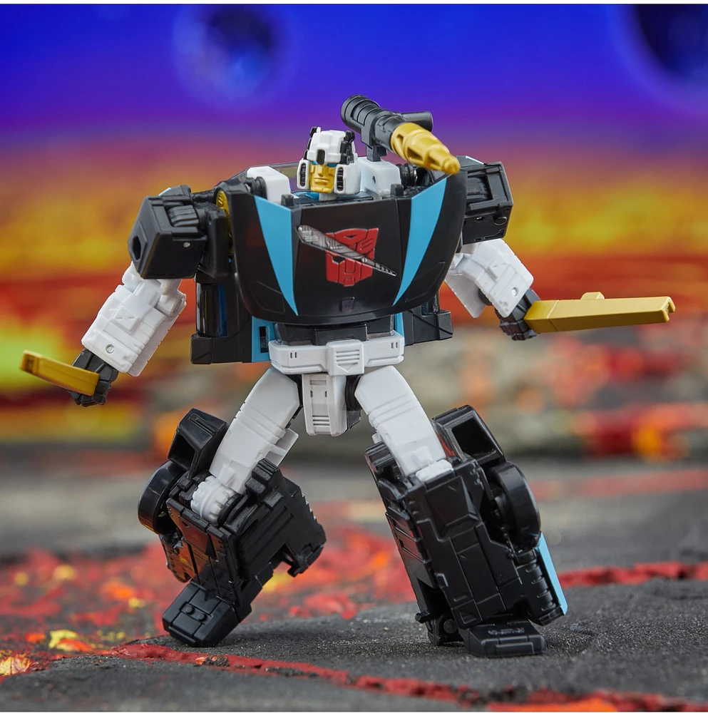Transformers Legacy Deluxe Class Armada Universe Wheeljack 