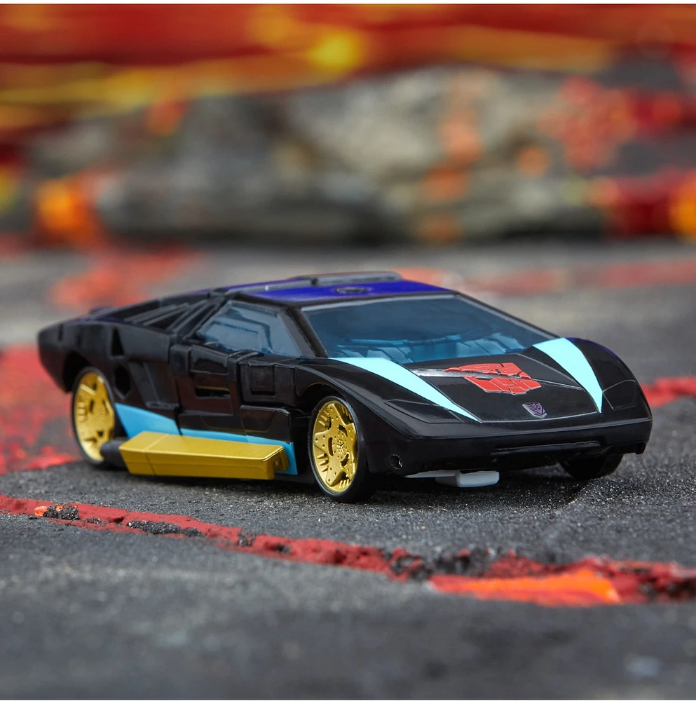 Transformers Legacy Deluxe Class Armada Universe Wheeljack 