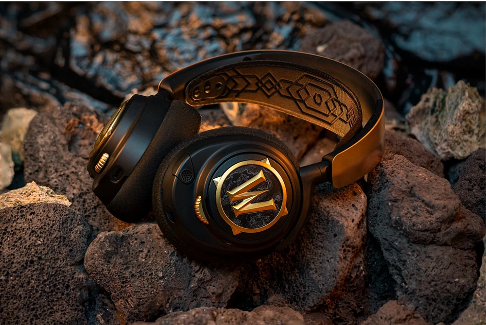 SteelSeries Arctis Nova 7 Wireless Headset - World of Warcraft Edition 