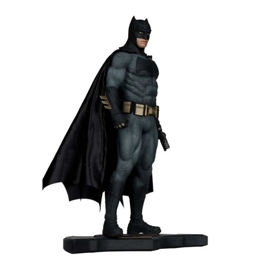Batman (Batman v Superman: Dawn of Justice) 1:6 Scale Resin Statue