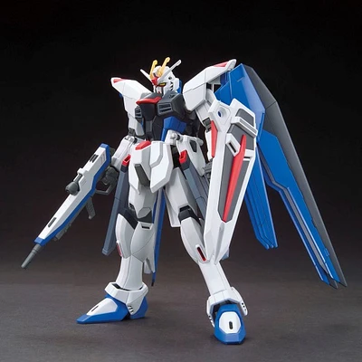Gundam SEED - Freedom Gundam - 1/144 HG 