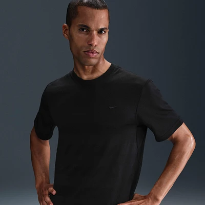Nike Primary Men's Dri-FIT Short-Sleeve Fitness Top