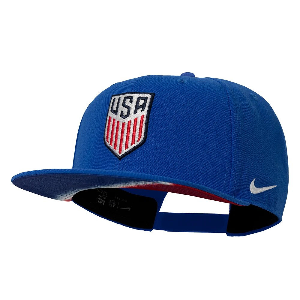 Canada Pro Nike Soccer Cap