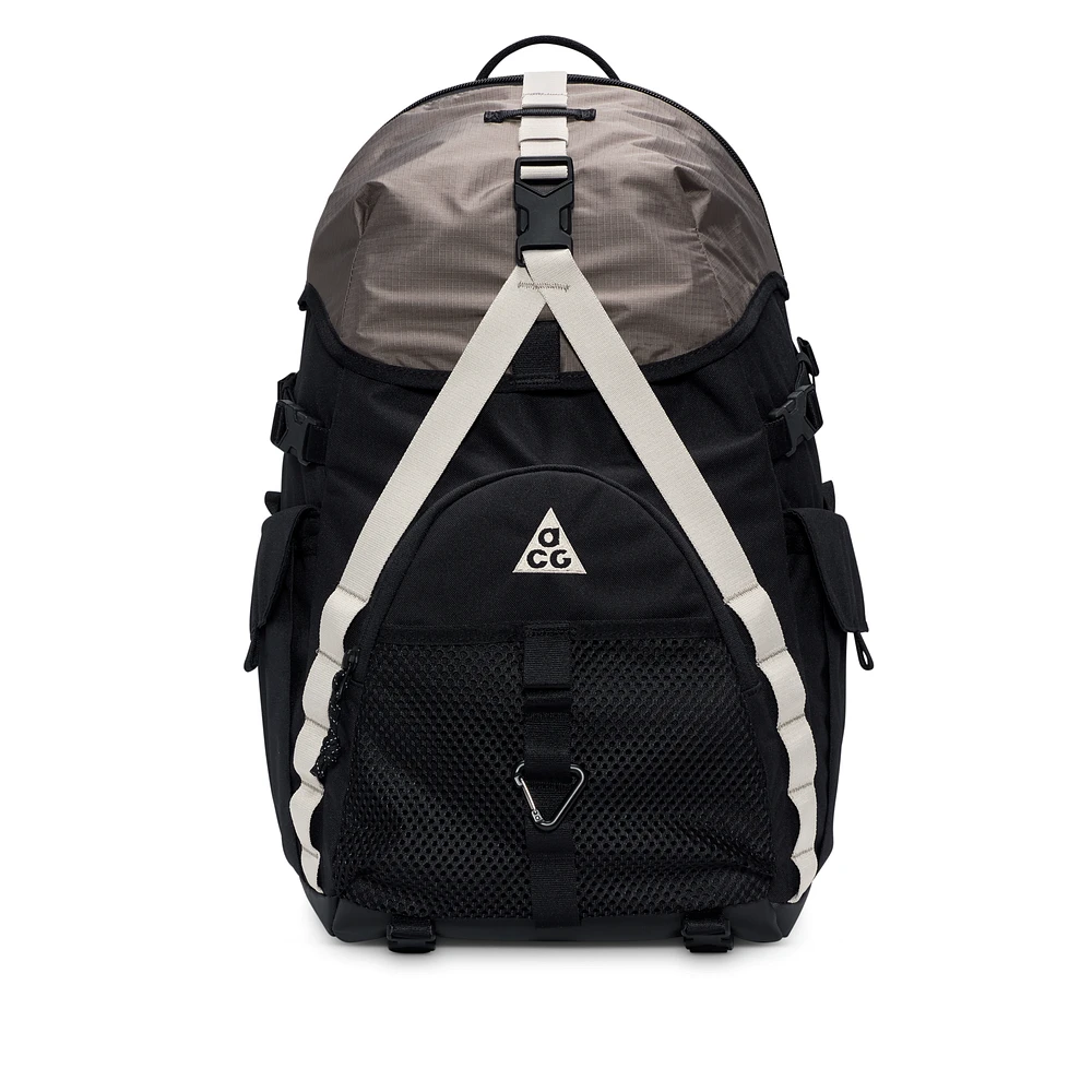 Nike ACG "DAYMAX" Backpack (25L)