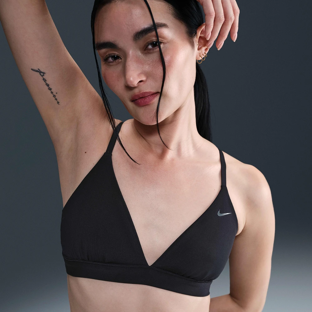 Nike Form Women's Light-Support Non-Padded Triangle Sports Bra