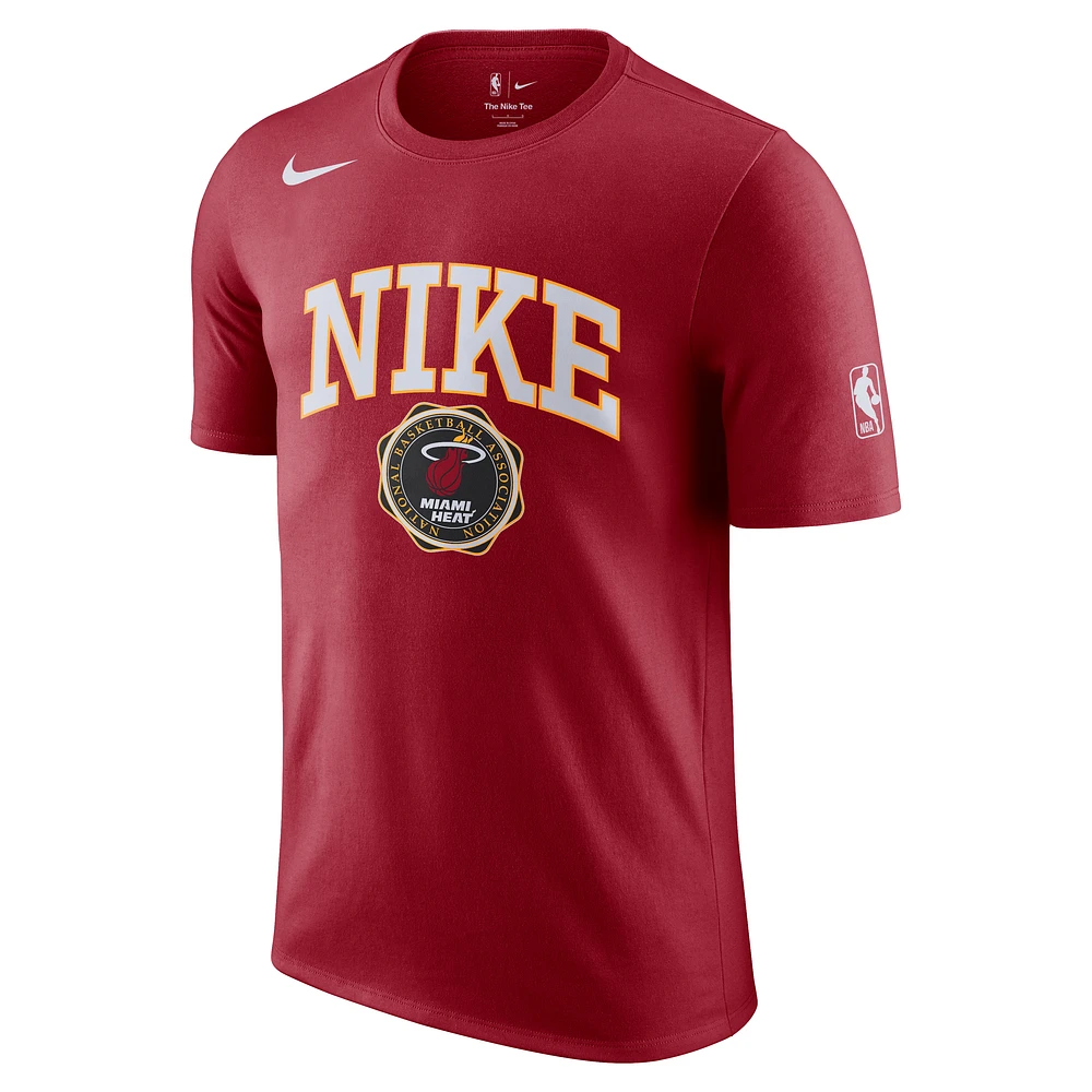 Miami Heat Essential Men's Nike NBA T-Shirt