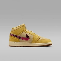 Air Jordan 1 Mid SE Big Kids' Shoes
