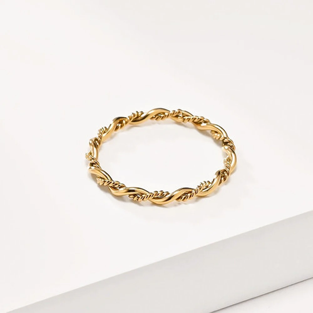 Thin Twisted Ring