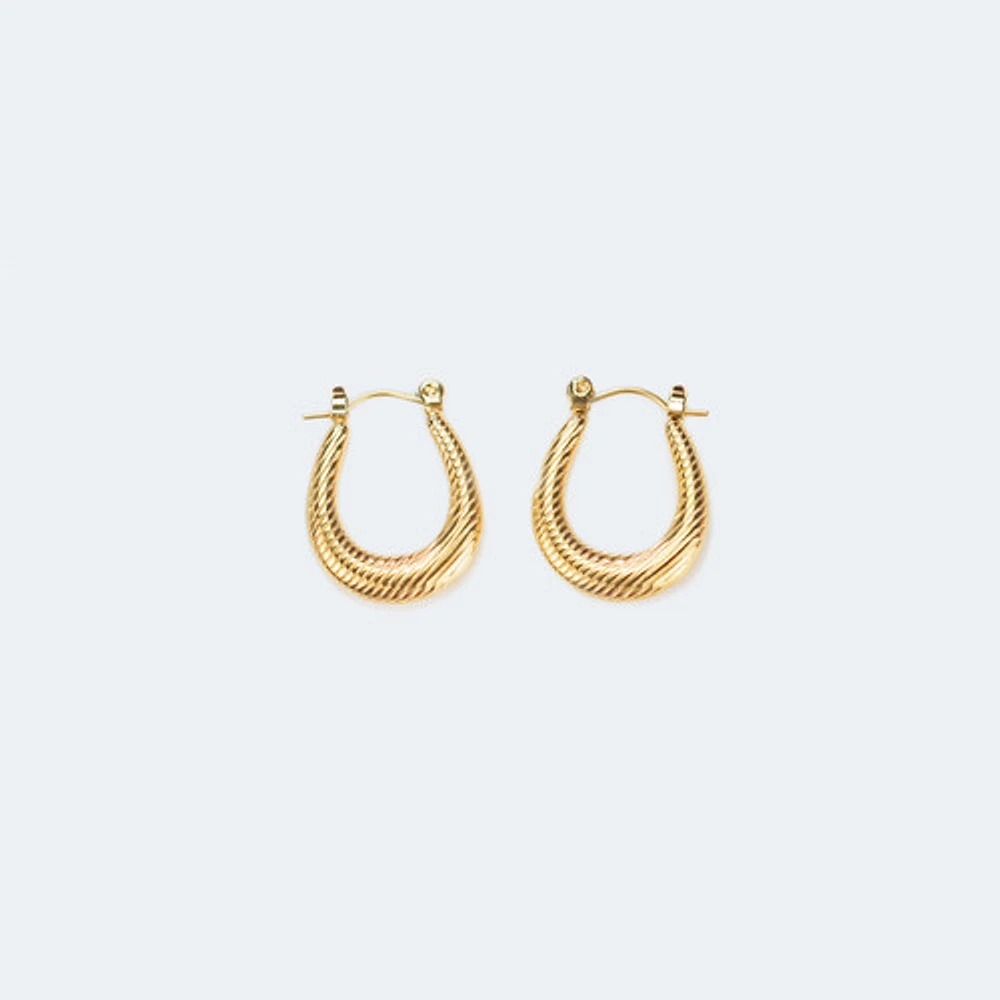 Patterned Medium Hoops