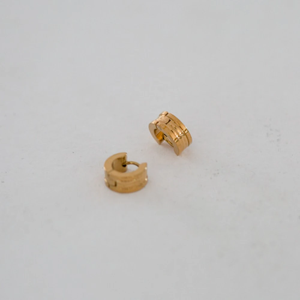 Sleek Line Hoops